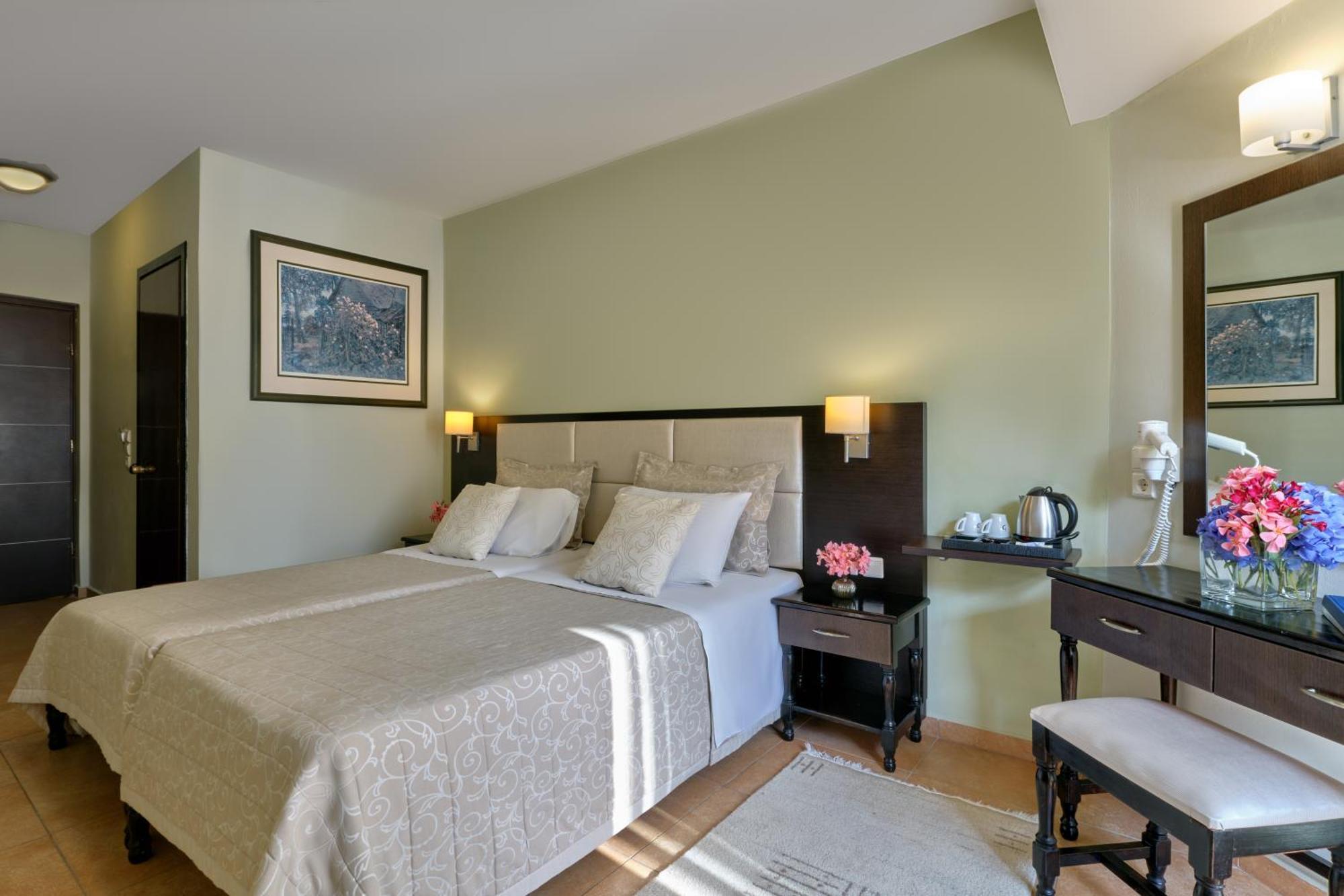Aphrodite Hotel Mithymna
